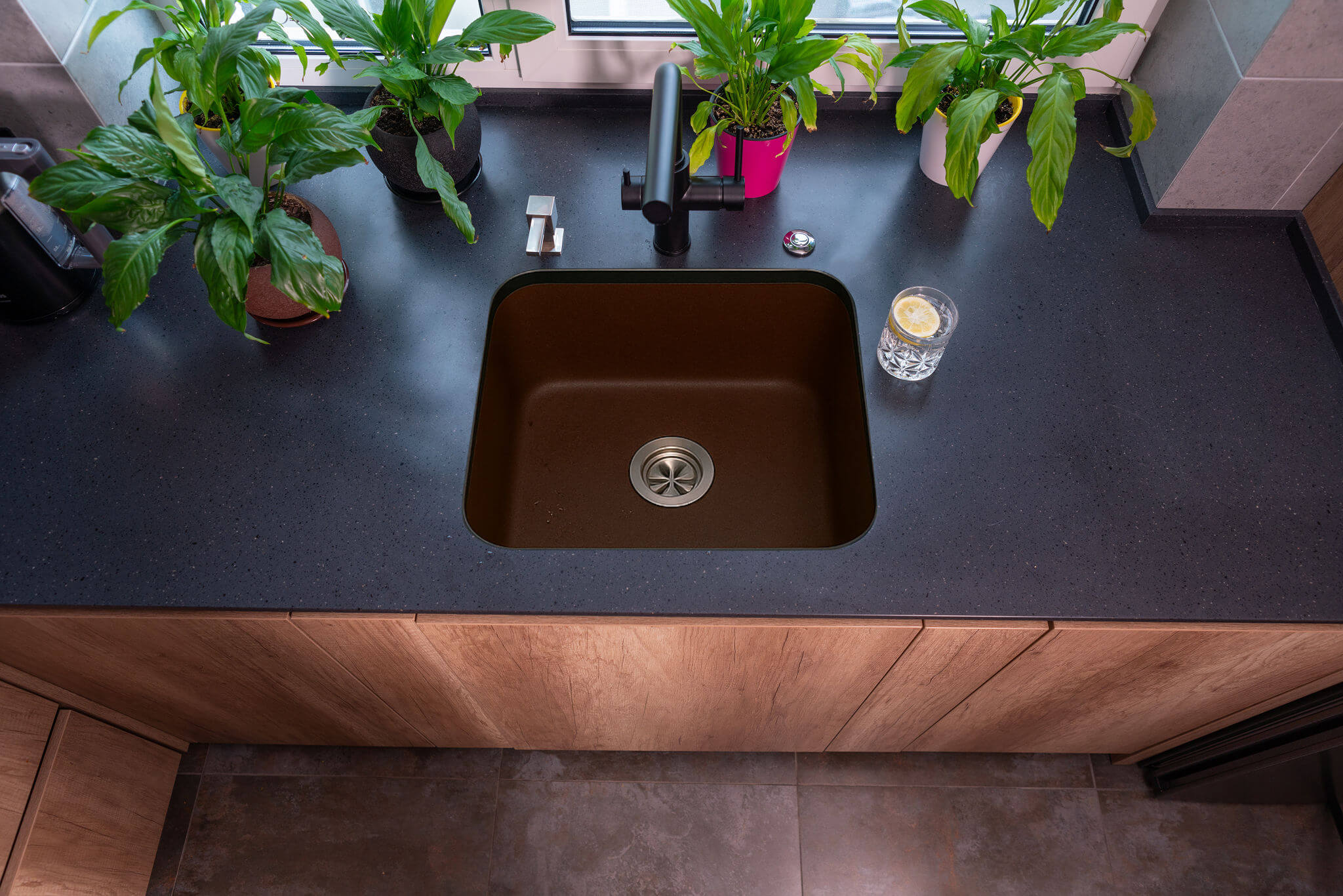 Sink Color Brown