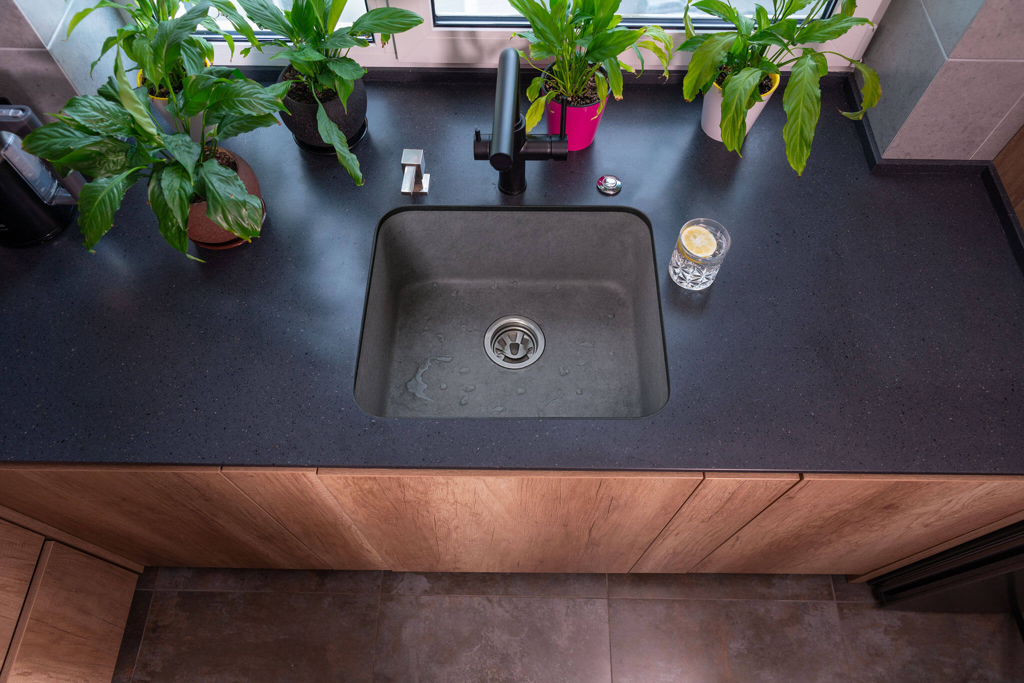 Sink Color Silver Effect Grey